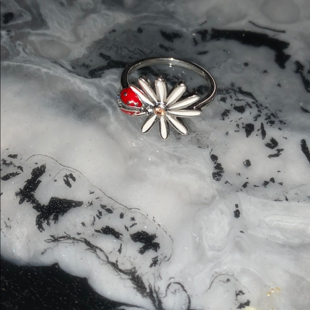 Real silver lady bug and flower ring